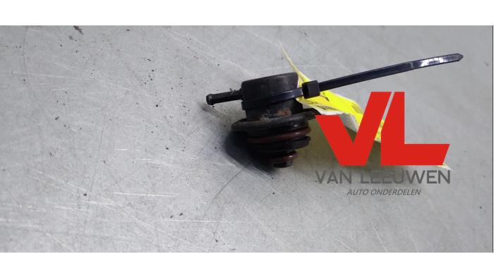 Begagnade Bränsletryckssensor BMW Mini (R50/53) 1.6 16V One Pris € 9,00 Marginaltabell erbjuds av Van Leeuwen Auto Onderdelen