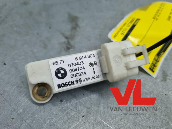 Begagnade Airbagsensor BMW Mini (R50/53) 1.6 16V One Pris € 7,00 Marginaltabell erbjuds av Van Leeuwen Auto Onderdelen