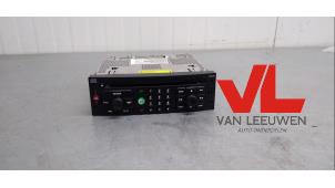 Used Radio Lancia Phedra 3.0 V6 24V Price € 175,00 Margin scheme offered by Van Leeuwen Auto Onderdelen