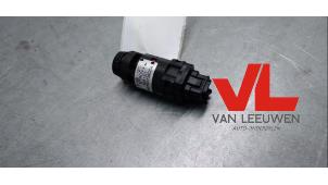 Used Cruise control switch Lancia Phedra 3.0 V6 24V Price € 10,00 Margin scheme offered by Van Leeuwen Auto Onderdelen