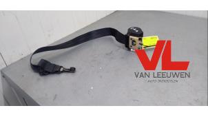 Gebrauchte Sicherheitsgurt rechts hinten Lancia Phedra 3.0 V6 24V Preis € 30,00 Margenregelung angeboten von Van Leeuwen Auto Onderdelen