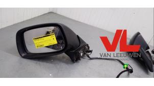 Used Wing mirror, left Lancia Phedra 3.0 V6 24V Price € 75,00 Margin scheme offered by Van Leeuwen Auto Onderdelen