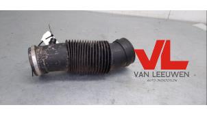 Used Air intake hose Lancia Phedra 3.0 V6 24V Price € 15,00 Margin scheme offered by Van Leeuwen Auto Onderdelen