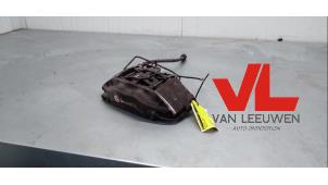 Used Front brake calliper, right Lancia Phedra 3.0 V6 24V Price € 95,00 Margin scheme offered by Van Leeuwen Auto Onderdelen