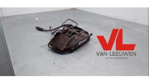 Gebrauchte Bremszange links vorne Lancia Phedra 3.0 V6 24V Preis € 95,00 Margenregelung angeboten von Van Leeuwen Auto Onderdelen