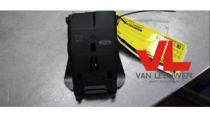 Gebrauchte ACC Sensor (Entfernung) Ford Fiesta 6 (JA8) 1.0 EcoBoost 12V 100 Preis € 40,00 Margenregelung angeboten von Van Leeuwen Auto Onderdelen