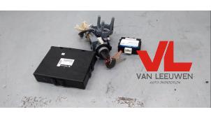 Used Ignition lock + computer Daihatsu Cuore (L251/271/276) 1.0 12V DVVT Price € 95,00 Margin scheme offered by Van Leeuwen Auto Onderdelen