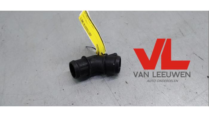 Begagnade Vattenrör Volkswagen Golf IV (1J1) 1.4 16V Pris € 6,50 Marginaltabell erbjuds av Van Leeuwen Auto Onderdelen