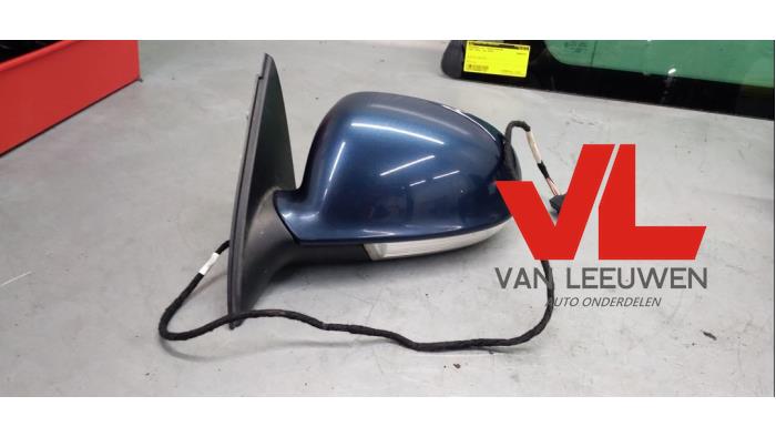 Wing mirror, left from a Volkswagen Golf IV Variant (1J5)