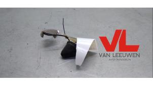 Used Antenna Volkswagen Golf Plus Price € 10,00 Margin scheme offered by Van Leeuwen Auto Onderdelen