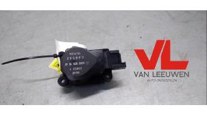 Used Heater valve motor Mercedes C Sportcoupé (C203) 1.8 C-180K 16V Price € 10,00 Margin scheme offered by Van Leeuwen Auto Onderdelen