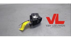 Usagé Grille aération tableau de bord Opel Zafira (M75) 2.2 16V Direct Ecotec Prix € 10,00 Règlement à la marge proposé par Van Leeuwen Auto Onderdelen