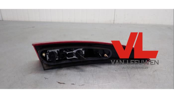 Taillight, right from a Volvo XC70 (SZ) XC70 2.4 T 20V 2000