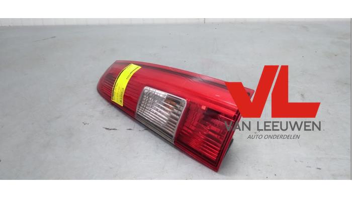 Taillight, right from a Volvo XC70 (SZ) XC70 2.4 T 20V 2000