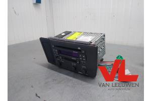Used Radio Volvo XC70 (SZ) XC70 2.4 T 20V Price € 100,00 Margin scheme offered by Van Leeuwen Auto Onderdelen