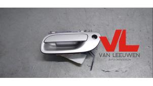 Used Door handle 4-door, front left Volvo XC70 (SZ) XC70 2.4 T 20V Price € 20,00 Margin scheme offered by Van Leeuwen Auto Onderdelen