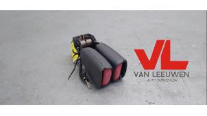 Usagé Insertion ceinture de sécurité arrière gauche Volvo XC70 (SZ) XC70 2.4 T 20V Prix € 18,00 Règlement à la marge proposé par Van Leeuwen Auto Onderdelen