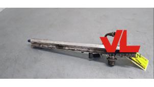 Used Fuel injector nozzle Volvo XC70 (SZ) XC70 2.4 T 20V Price € 25,00 Margin scheme offered by Van Leeuwen Auto Onderdelen