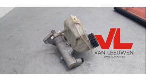 Used Master cylinder Volvo XC70 (SZ) XC70 2.4 T 20V Price € 28,00 Margin scheme offered by Van Leeuwen Auto Onderdelen