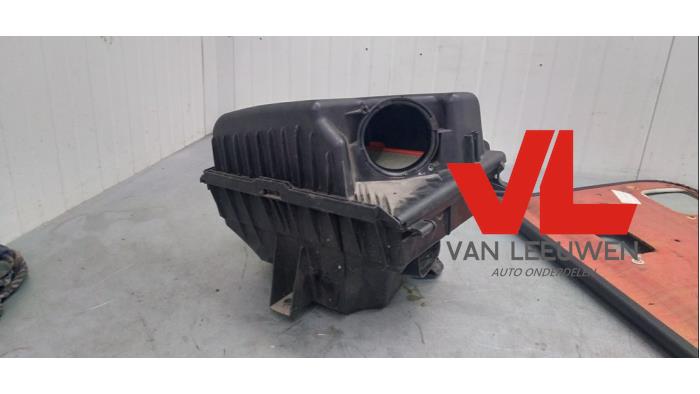 Gebrauchte Luftfiltergehäuse Volvo XC70 (SZ) XC70 2.4 T 20V Preis € 28,00 Margenregelung angeboten von Van Leeuwen Auto Onderdelen
