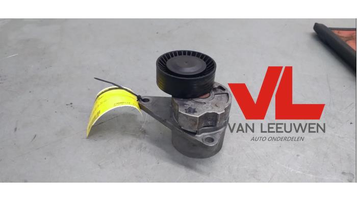 Usados Tensor correa múltiple Volvo XC70 (SZ) XC70 2.4 T 20V Precio € 13,50 Norma de margen ofrecido por Van Leeuwen Auto Onderdelen