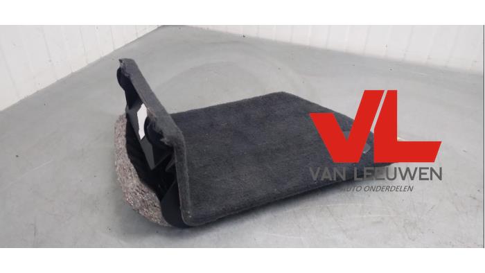 Luggage compartment trim from a Volvo XC70 (SZ) XC70 2.4 T 20V 2000