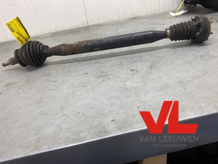 Front drive shaft, right from a Volkswagen Fox (5Z) 1.2 2007