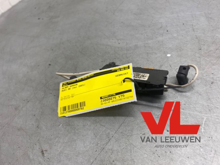 Begagnade Larmsensor Audi Allroad (C5) 2.7 T 30V Pris € 13,50 Marginaltabell erbjuds av Van Leeuwen Auto Onderdelen