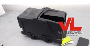 Used Battery box Ford Mondeo IV Wagon 2.0 Ecoboost SCTi 16V Price € 19,00 Margin scheme offered by Van Leeuwen Auto Onderdelen