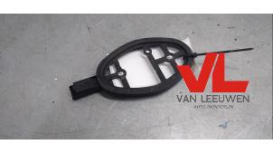Usagé Antenne pression des pneus Ford Mondeo IV Wagon 2.0 Ecoboost SCTi 16V Prix € 10,00 Règlement à la marge proposé par Van Leeuwen Auto Onderdelen