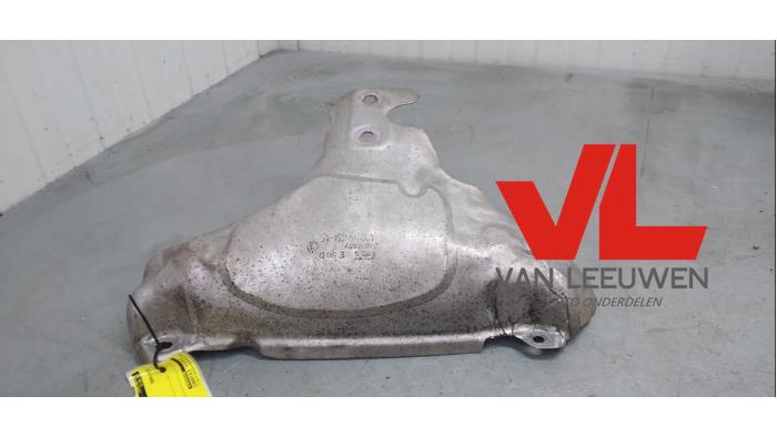 Exhaust heat shield from a Ford Mondeo IV Wagon 2.0 Ecoboost SCTi 16V 2010
