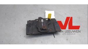 Used Bonnet lock mechanism Ford Fiesta 6 (JA8) 1.25 16V Price € 25,00 Margin scheme offered by Van Leeuwen Auto Onderdelen