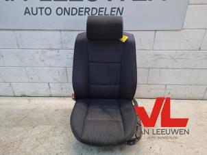 Używane Fotel lewy BMW 5 serie (E39) 530i 24V Cena € 75,00 Procedura marży oferowane przez Van Leeuwen Auto Onderdelen