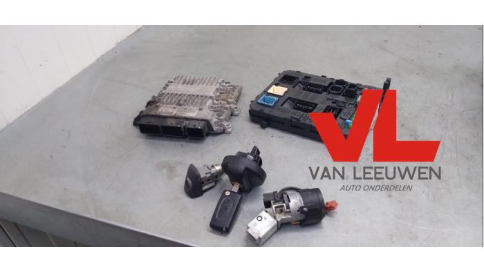 Used Engine management computer Peugeot Expert (G9) 2.0 HDi 120 Price € 400,00 Margin scheme offered by Van Leeuwen Auto Onderdelen
