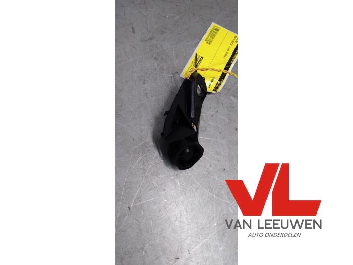 Begagnade Diskanthögtalare BMW 5 serie (E39) 530i 24V Pris € 9,00 Marginaltabell erbjuds av Van Leeuwen Auto Onderdelen