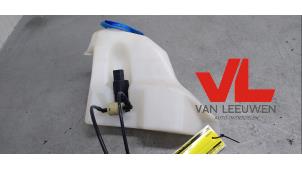 Used Front windscreen washer reservoir Seat Arosa (6H1) 1.4 MPi Price € 7,50 Margin scheme offered by Van Leeuwen Auto Onderdelen