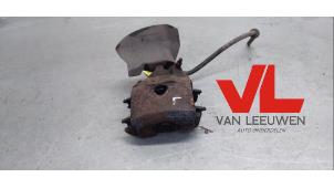 Used Front brake calliper, left Seat Arosa (6H1) 1.4 MPi Price € 10,00 Margin scheme offered by Van Leeuwen Auto Onderdelen