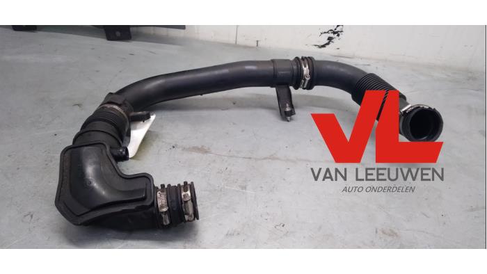 Gebrauchte Intercooler Rohr Ford Focus 3 Wagon 1.0 Ti-VCT EcoBoost 12V 125 Preis € 32,50 Margenregelung angeboten von Van Leeuwen Auto Onderdelen