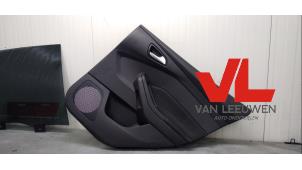 Używane Tapicerka drzwi prawych tylnych wersja 4-drzwiowa Ford Focus 3 Wagon 1.0 Ti-VCT EcoBoost 12V 125 Cena € 25,00 Procedura marży oferowane przez Van Leeuwen Auto Onderdelen