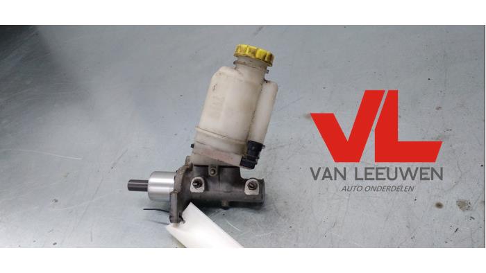 Gebrauchte Hauptbremszylinder Alfa Romeo 147 (937) 1.6 Twin Spark 16V Preis € 25,00 Margenregelung angeboten von Van Leeuwen Auto Onderdelen