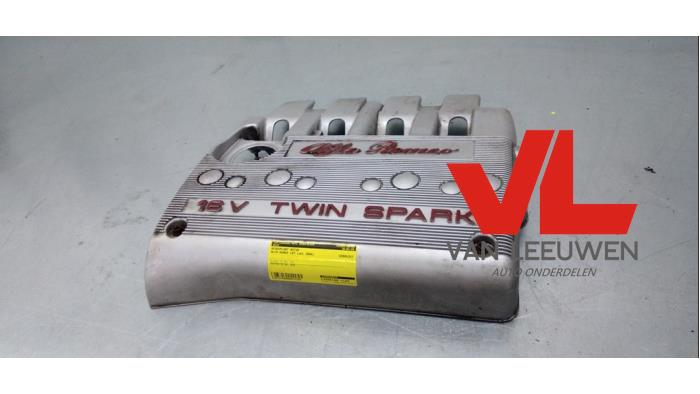 Used Engine cover Alfa Romeo 147 (937) 1.6 Twin Spark 16V Price € 16,00 Margin scheme offered by Van Leeuwen Auto Onderdelen