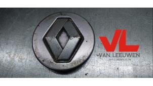 Used Hub cap Renault Miscellaneous Price € 5,00 Margin scheme offered by Van Leeuwen Auto Onderdelen