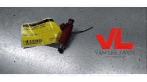 Used Injector (petrol injection) Suzuki Wagon-R+ (RB) 1.3 16V Price € 10,00 Margin scheme offered by Van Leeuwen Auto Onderdelen