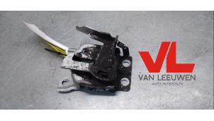 Used Bonnet lock mechanism Suzuki Wagon-R+ (RB) 1.3 16V Price € 10,00 Margin scheme offered by Van Leeuwen Auto Onderdelen