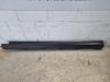 Door sill left from a Ford Focus 3, 2010 / 2020 1.0 Ti-VCT EcoBoost 12V 100, Hatchback, Petrol, 998cc, 74kW (101pk), FWD, M2DA, 2012-02 / 2017-12 2013