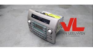 Usagé Radio/Lecteur CD Toyota Corolla Verso (R10/11) 2.2 D-4D 16V Cat Clean Power Prix € 250,00 Règlement à la marge proposé par Van Leeuwen Auto Onderdelen