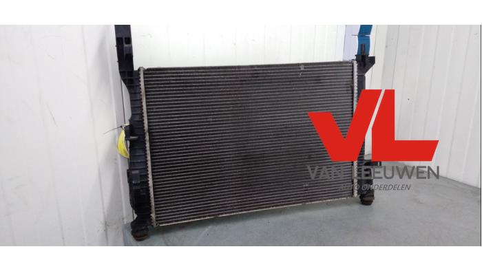 Used Radiator Ford Focus 3 1.0 Ti-VCT EcoBoost 12V 100 Price € 32,00 Margin scheme offered by Van Leeuwen Auto Onderdelen