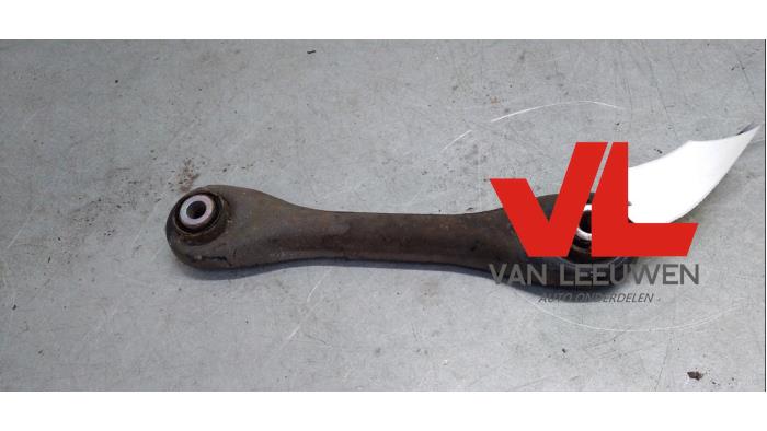 Rear lower wishbone, left from a Ford Focus 3 1.0 Ti-VCT EcoBoost 12V 100 2013