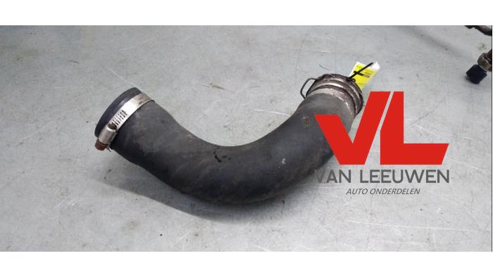 Usagé Tuyau intercooler Toyota Corolla Verso (R10/11) 2.2 D-4D 16V Cat Clean Power Prix € 20,00 Règlement à la marge proposé par Van Leeuwen Auto Onderdelen