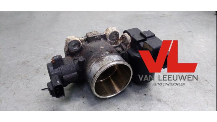 Gebrauchte Drosselklappengehäuse Toyota Corolla Verso (R10/11) 2.2 D-4D 16V Cat Clean Power Preis € 36,00 Margenregelung angeboten von Van Leeuwen Auto Onderdelen